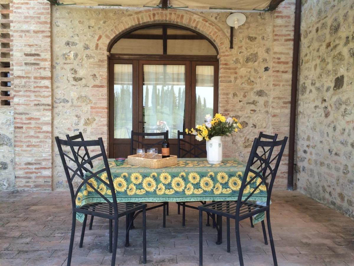 Agriturismo Fattoria Di Corsano Corsano  ภายนอก รูปภาพ