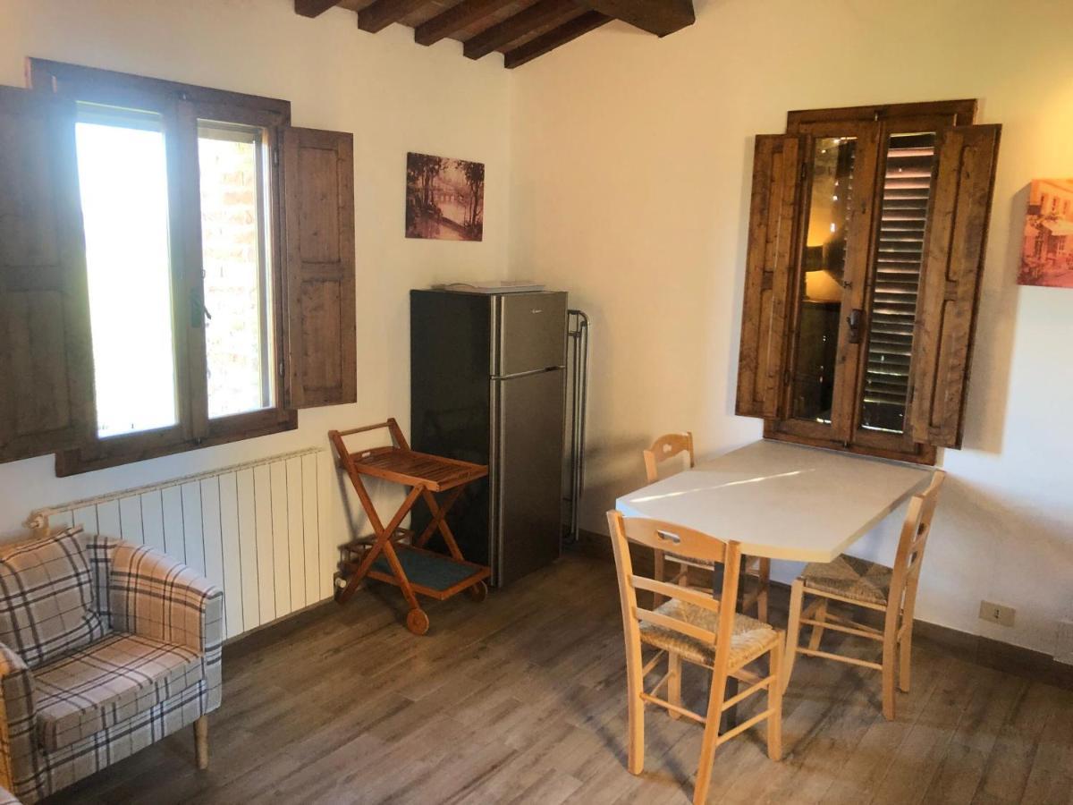 Agriturismo Fattoria Di Corsano Corsano  ภายนอก รูปภาพ